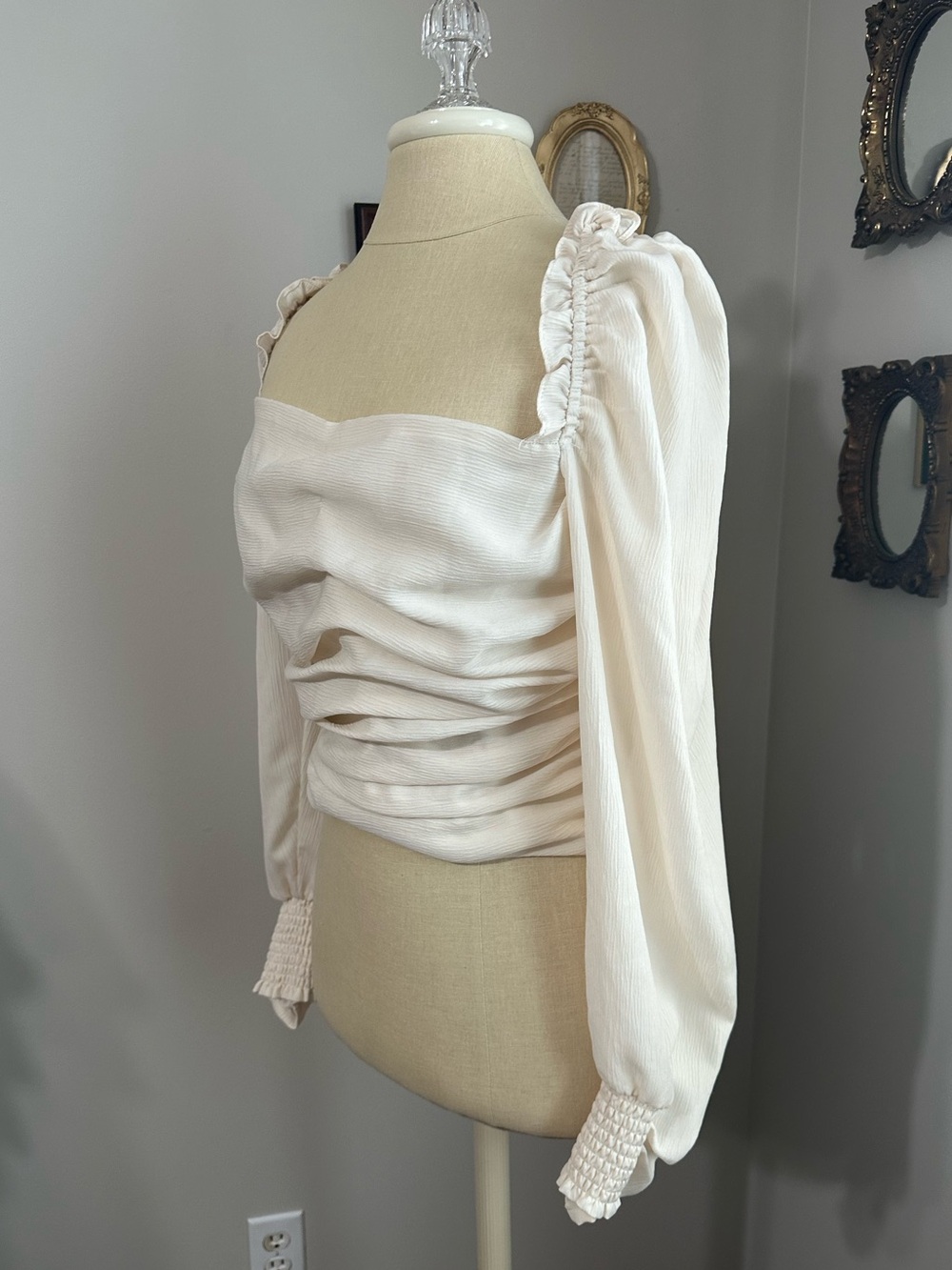 ASTR the Label Cream Puff Sleeve Square Neck Ruched Top - Picture 3 of 7
